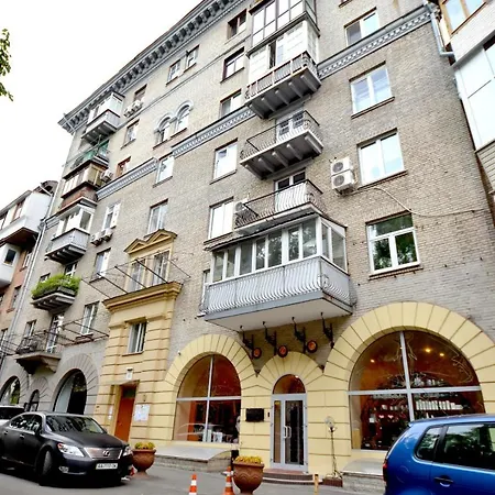 Luxury 3 Bedrooms - Next To Arena Apartment *